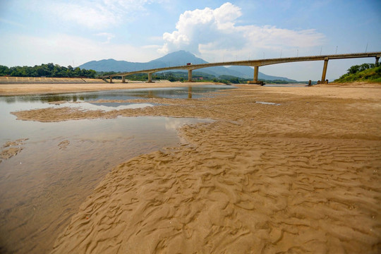 El Niño cực mạnh, Việt Nam đối mặt hạn mặn