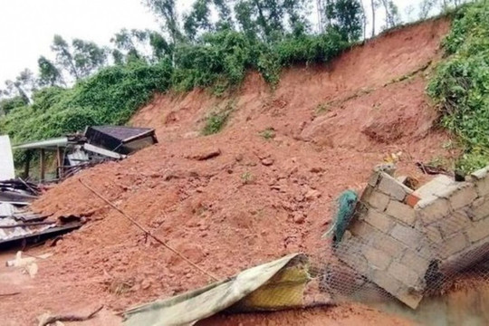 Hà Tĩnh, Quảng Trị cảnh báo nguy cơ lũ quét, sạt lở đất do mưa lớn