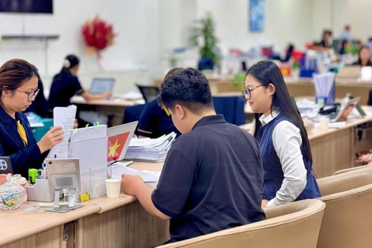 Cô gái 24 tuổi tiết lộ bí quyết mua nhà, mua xe sau 4 năm làm môi giới bất động sản