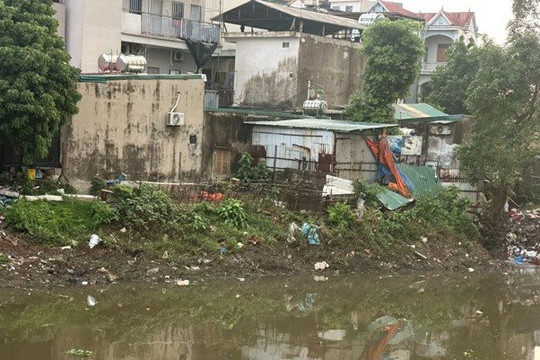 Cuộc sống của người dân Thủ đô bên những dòng sông ô nhiễm