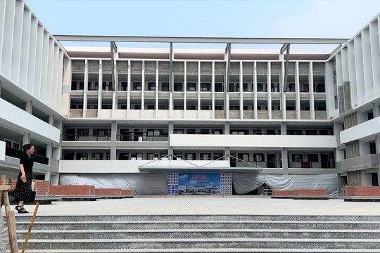 Phường Vĩnh Hưng (Hà Nội): Cần làm rõ công tác bảo vệ môi trường và điều kiện đưa công trình vào sử dụng tại Dự án xây dựng Trường THPT Đặng Trần Đức