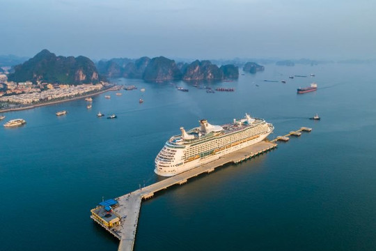 Hạ Long được Lonely Planet gợi ý trong danh sách điểm đến mùa thu 2026