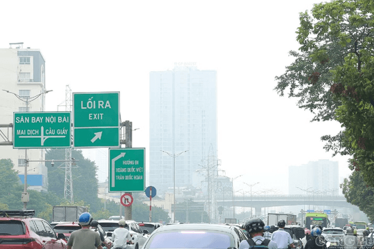 Hà Nội: Tiếp tục đứng thứ 3 thế giới về ô nhiễm không khí, áp lực kiểm soát nguồn thải gia tăng