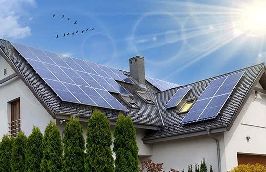 Nghệ An dự kiến hỗ trợ đến 4 triệu đồng cho hộ gia đình lắp điện mặt trời mái nhà