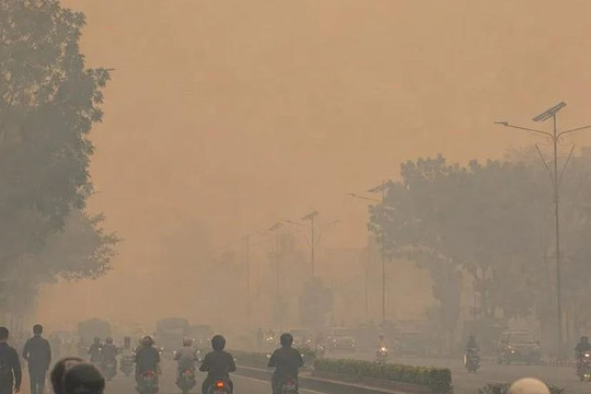 Ô nhiễm không khí nghiêm trọng, Indonesia tăng cường triển khai nhiều biện pháp ứng phó
