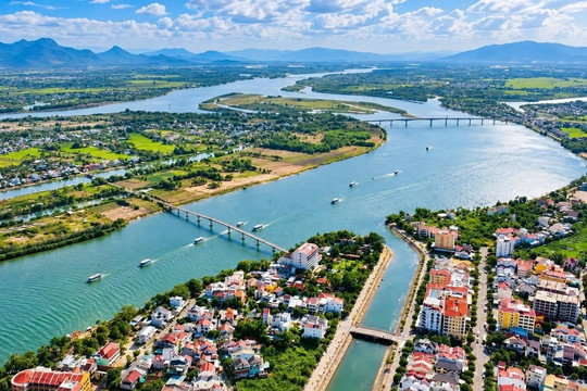 Từ thế giới đến Việt Nam: Bài toán điều hòa nguồn nước