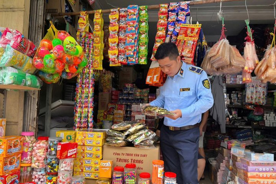 Hà Nội: Xử phạt hơn 5 tỷ đồng tiền vi phạm an toàn thực phẩm