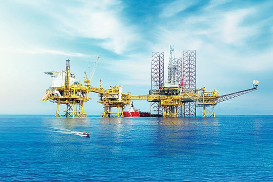 Ngành dầu khí tìm động lực tăng trưởng mới trước sức ép biến đổi khí hậu
